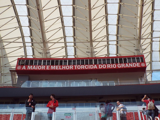 轻且充满潜 轻且充满潜