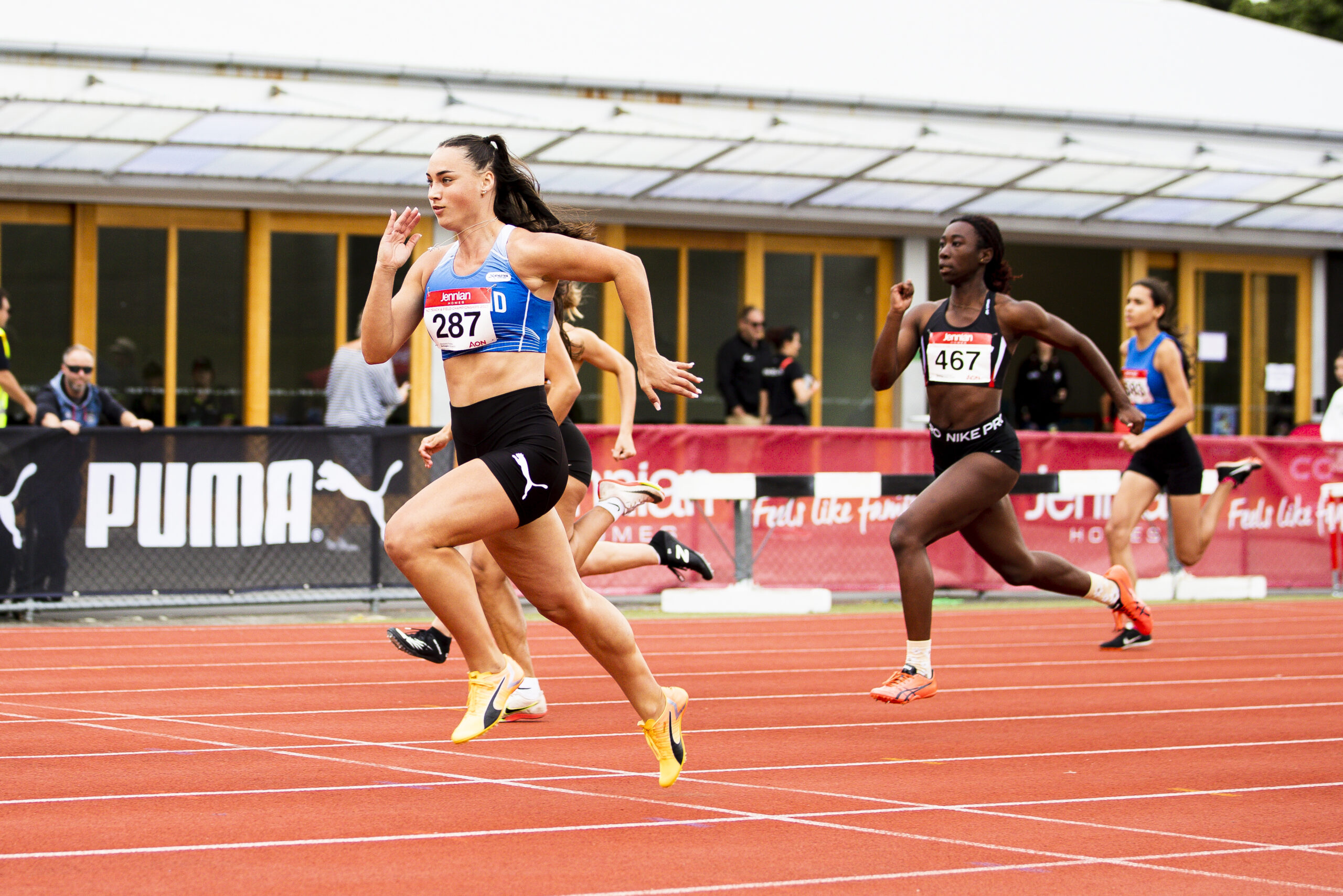 就在这场荣 就在这场荣